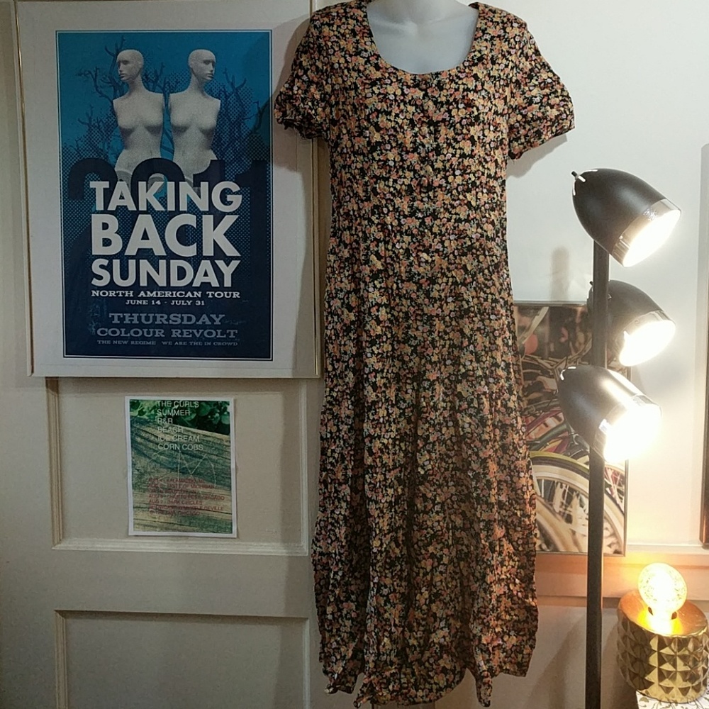 Vintage floral culottes romper 🏵️🌻🌸